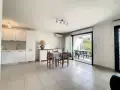 3420625856_2
